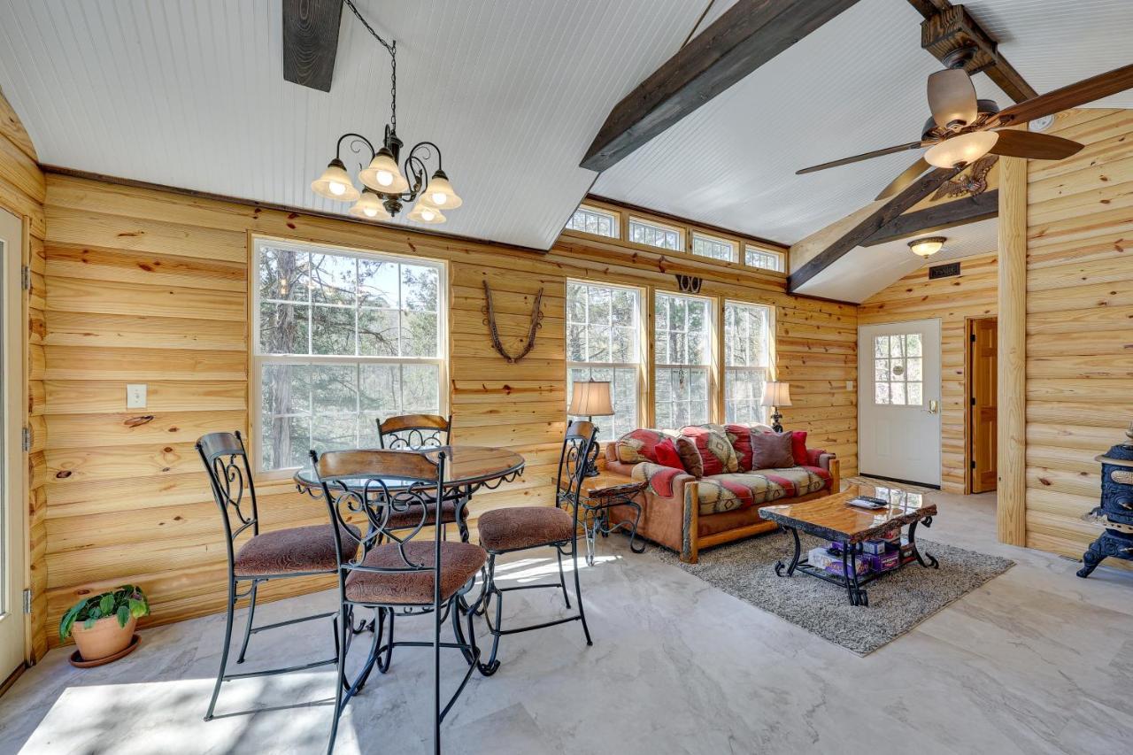 Cliffside Eureka Springs Cabin With Beaver Lake View Exterior foto